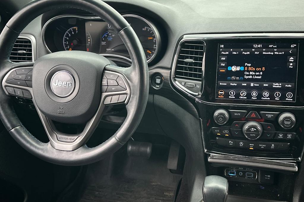 Thumbnail: 2019 Jeep Grand Cherokee - 12