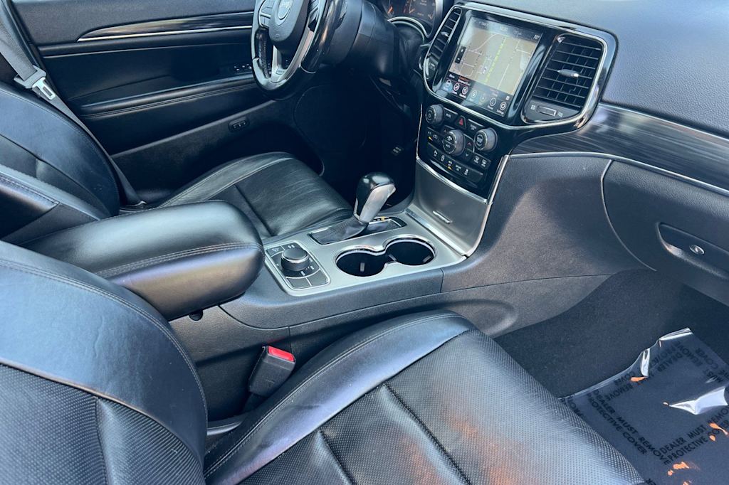 Thumbnail: 2020 Jeep Grand Cherokee - 12