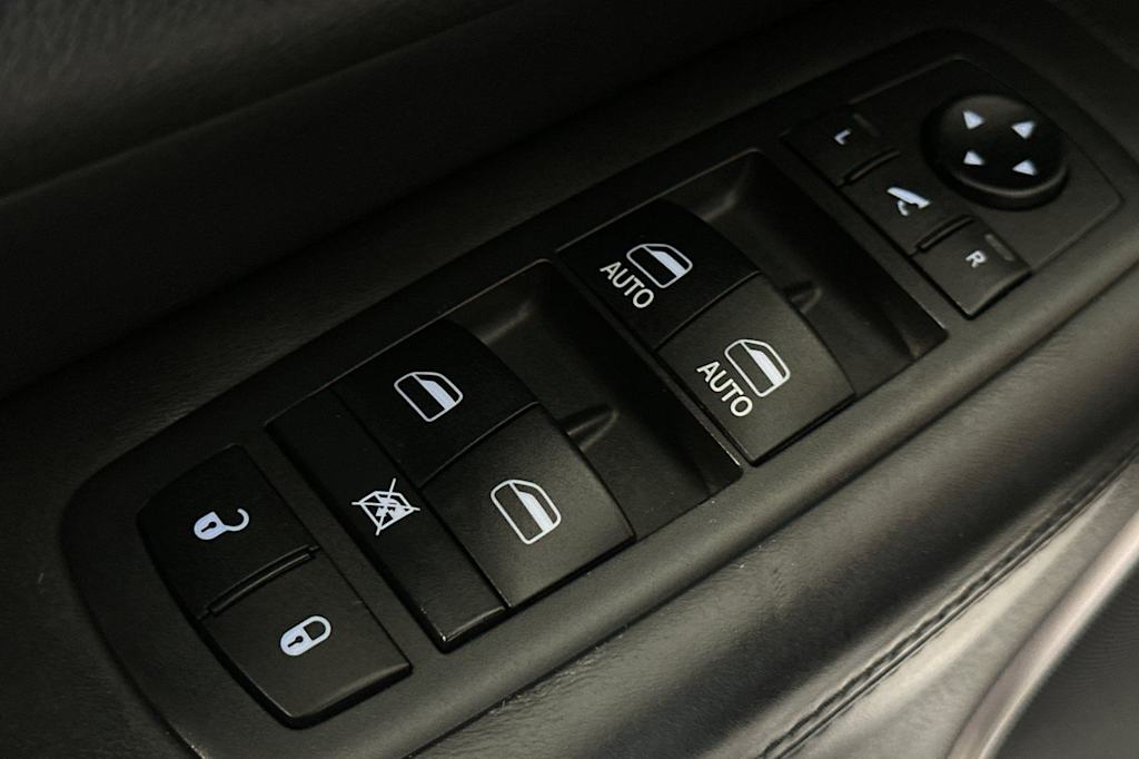 Thumbnail: 2018 Jeep Grand Cherokee - 20