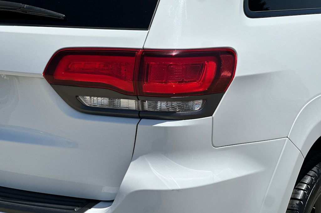 Thumbnail: 2018 Jeep Grand Cherokee - 35