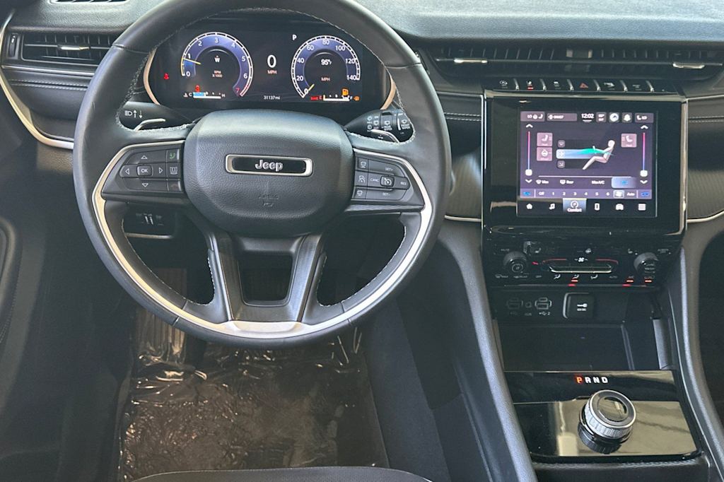 Thumbnail: 2024 Jeep Grand Cherokee - 11