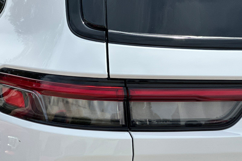 Thumbnail: 2024 Jeep Grand Cherokee L - 37