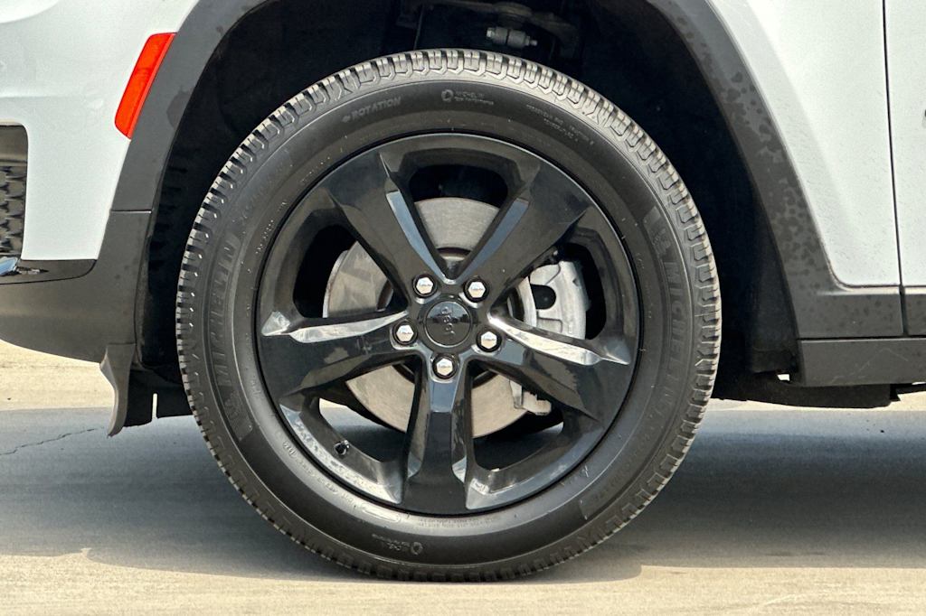 Thumbnail: 2022 Jeep Grand Cherokee L - 8