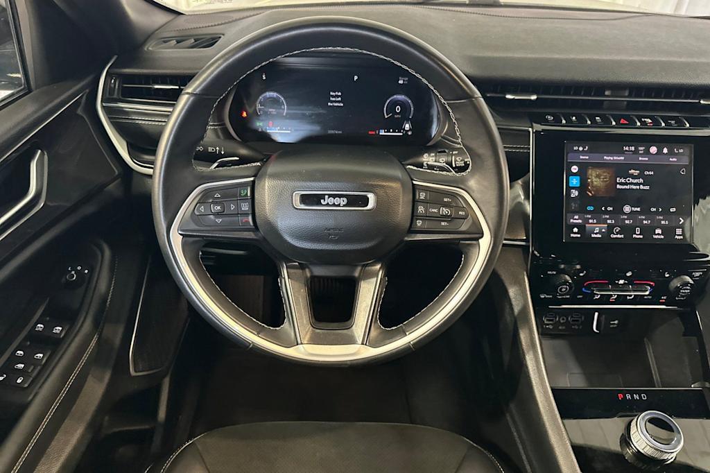 Thumbnail: 2022 Jeep Grand Cherokee L - 9