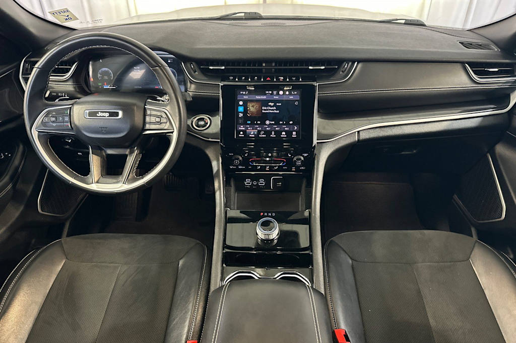 Thumbnail: 2022 Jeep Grand Cherokee L - 2