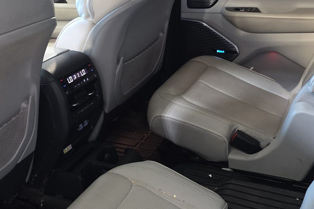 Thumbnail: 2021 Jeep Grand Cherokee L - 17