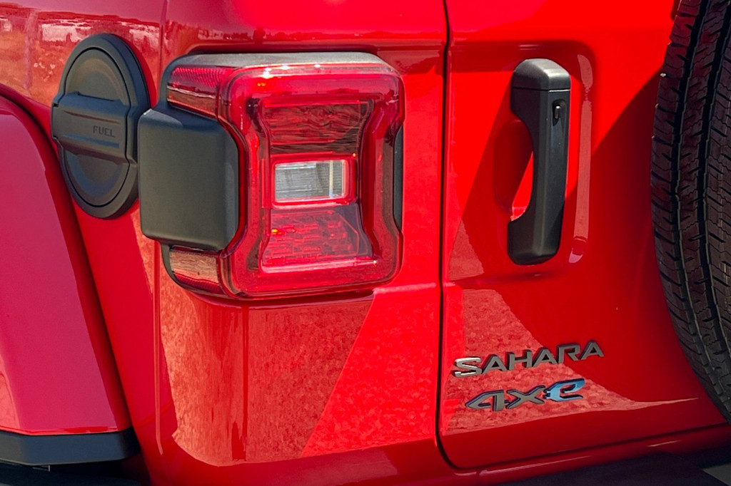 Thumbnail: 2025 Jeep Wrangler - 37