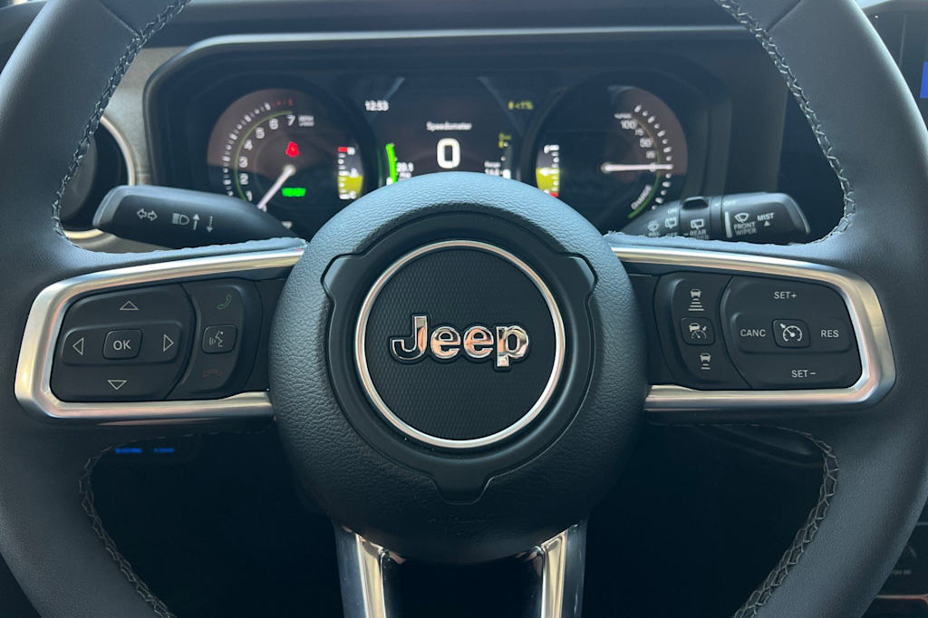 Thumbnail: 2025 Jeep Wrangler - 27