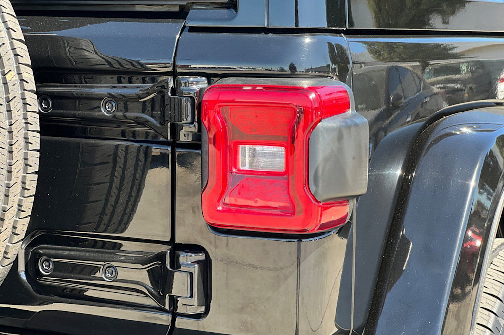 Thumbnail: 2024 Jeep Wrangler - 36