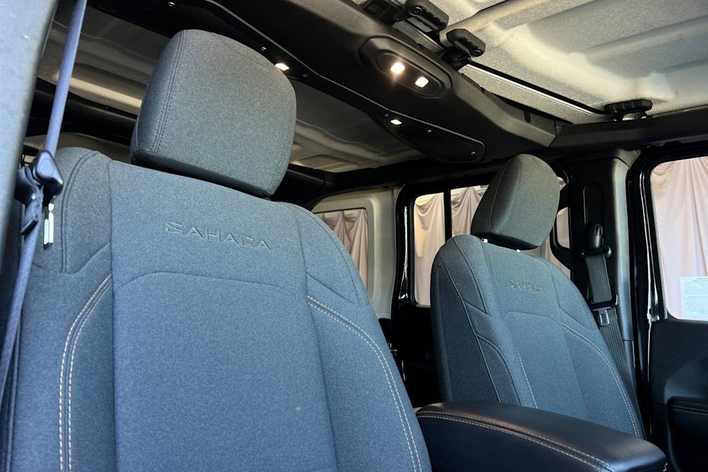 Thumbnail: 2024 Jeep Wrangler - 11