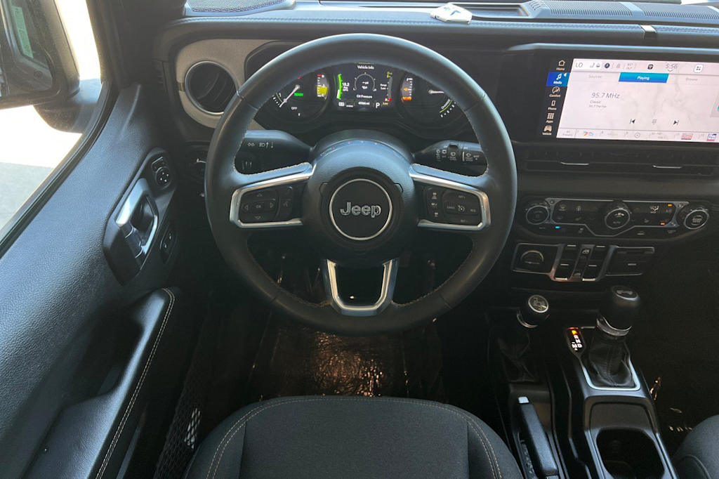 Thumbnail: 2024 Jeep Wrangler - 9