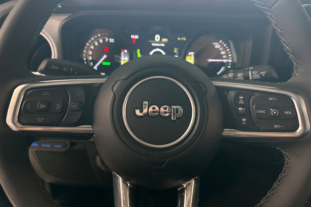 Thumbnail: 2025 Jeep Wrangler - 26