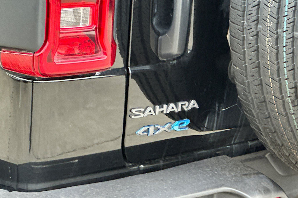 Thumbnail: 2025 Jeep Wrangler - 7