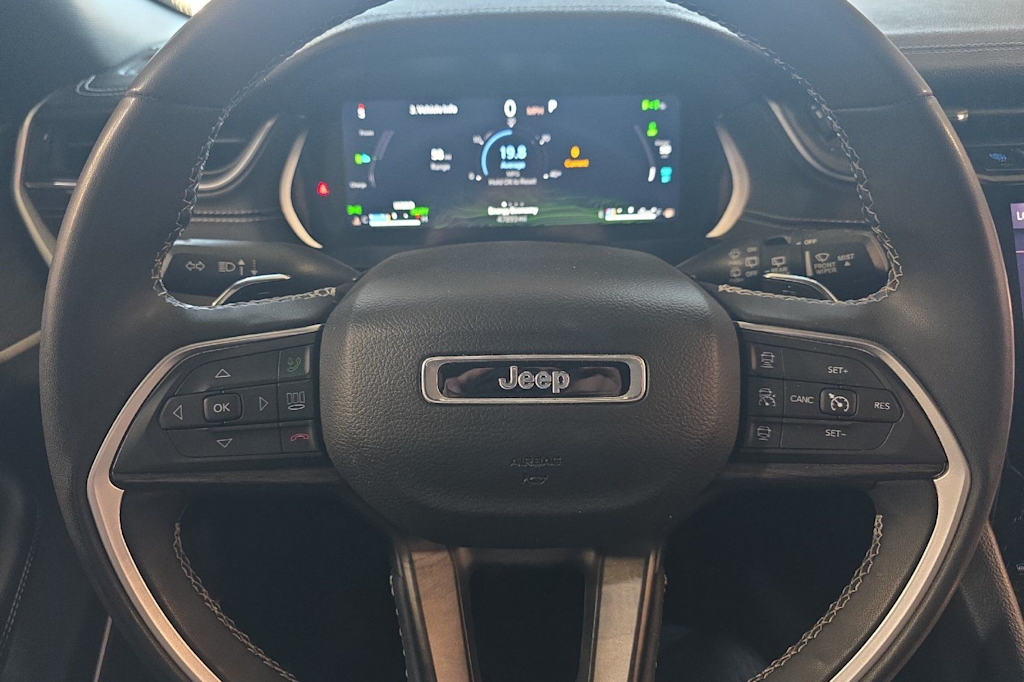 Thumbnail: 2024 Jeep Grand Cherokee - 26