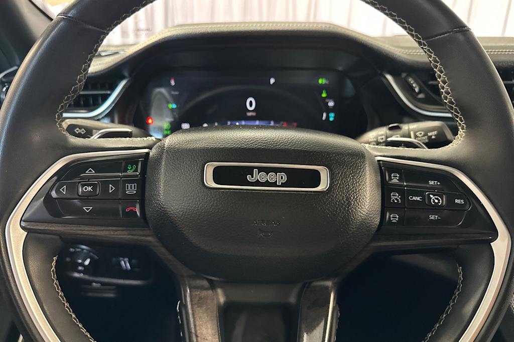Thumbnail: 2024 Jeep Grand Cherokee - 29