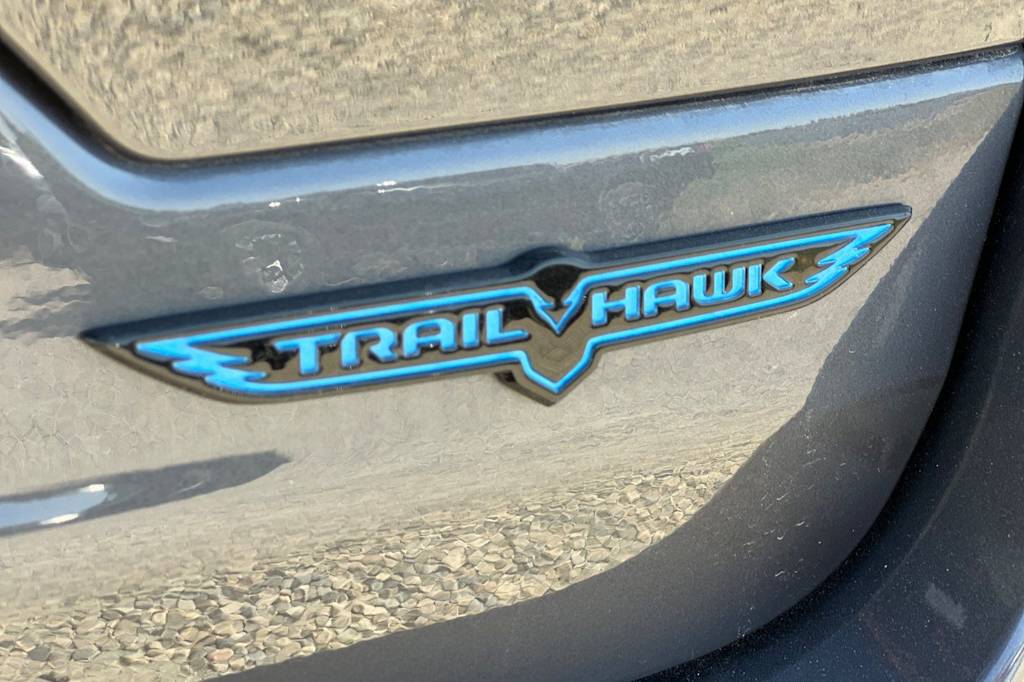 Thumbnail: 2023 Jeep Grand Cherokee - 7