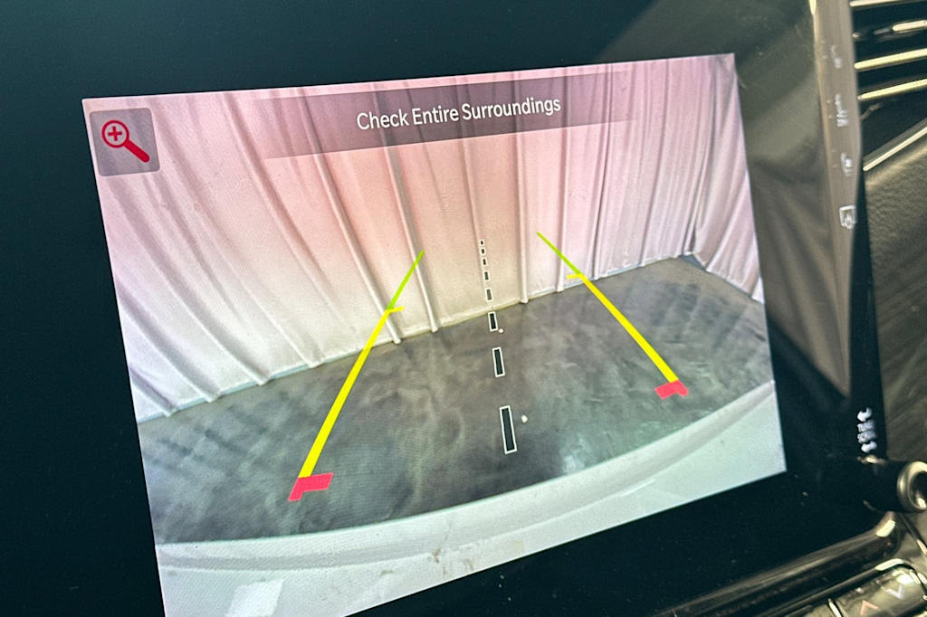 Thumbnail: 2022 Jeep Wagoneer - 24