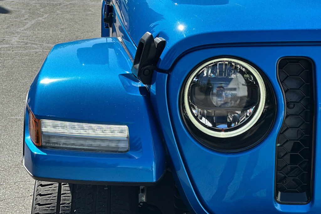 Thumbnail: 2023 Jeep Gladiator - 33