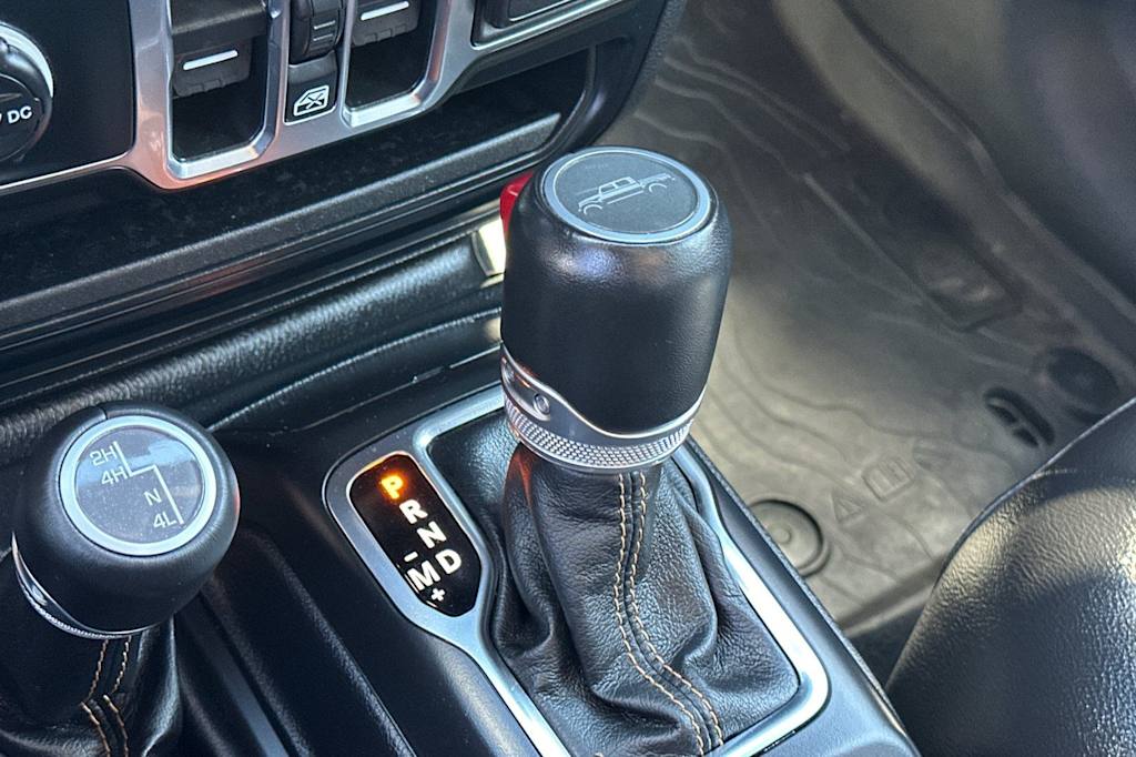 Thumbnail: 2023 Jeep Gladiator - 15