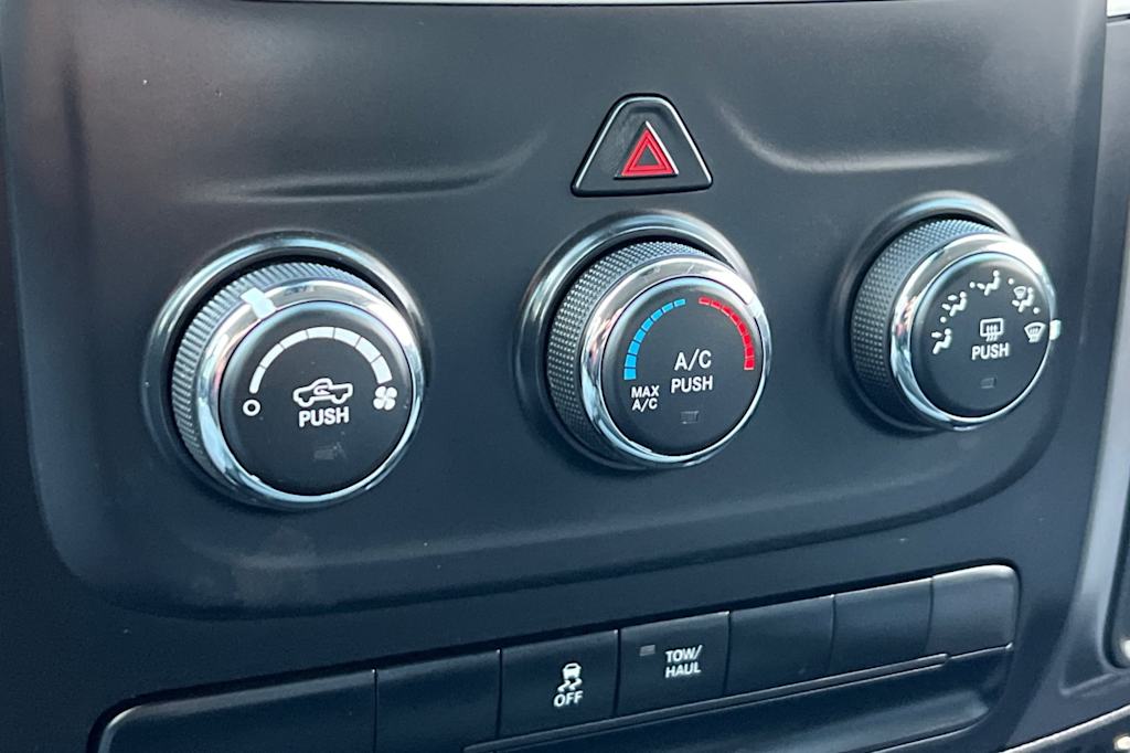 Thumbnail: 2024 RAM 1500 - 27