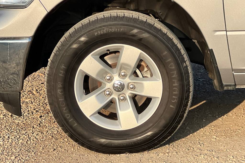 Thumbnail: 2024 RAM 1500 - 8