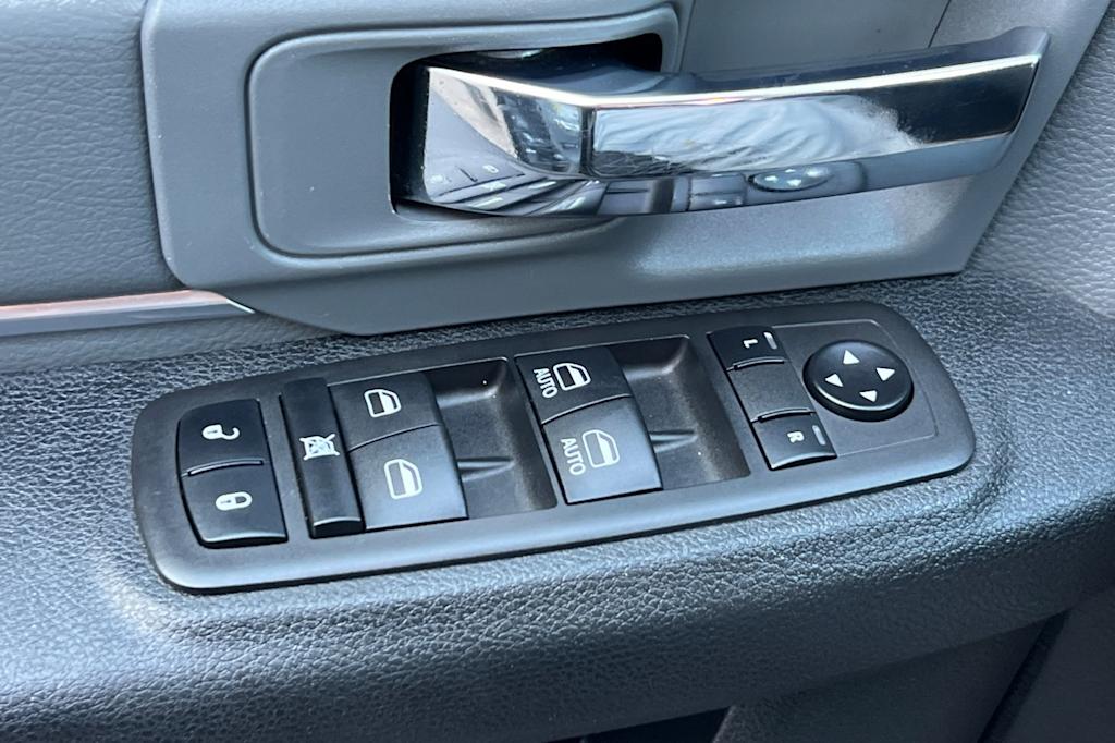 Thumbnail: 2024 RAM 1500 - 23