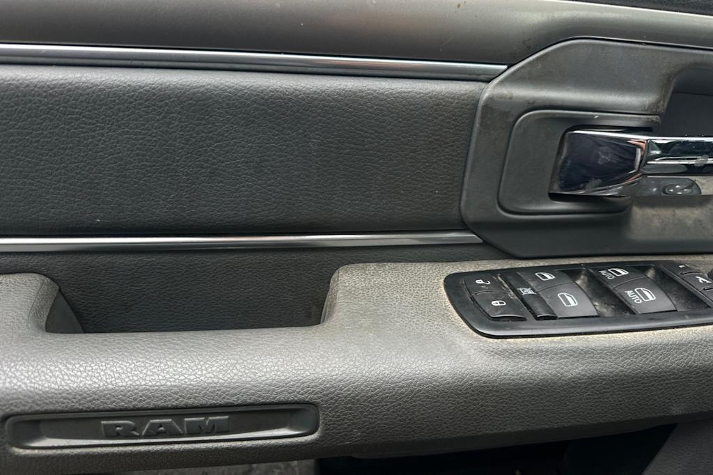 Thumbnail: 2017 RAM 1500 - 23