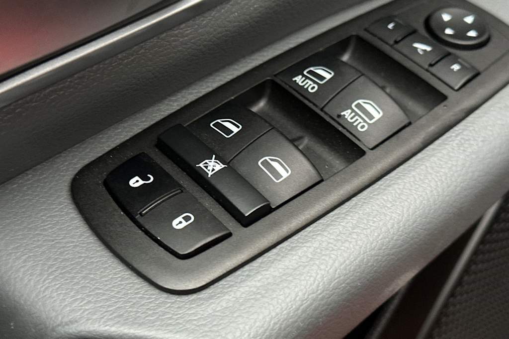 Thumbnail: 2022 RAM 1500 - 23