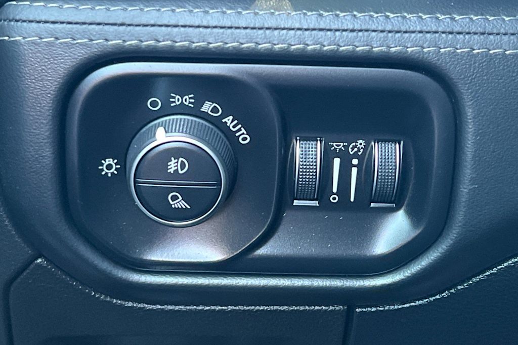 Thumbnail: 2020 RAM 1500 - 36