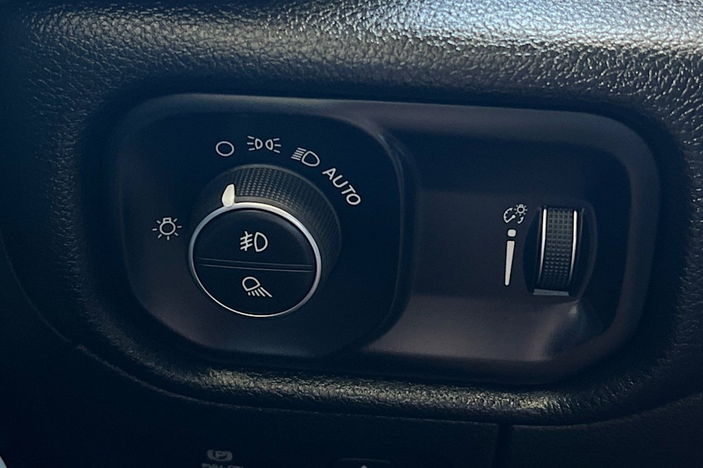 Thumbnail: 2022 RAM 1500 - 33