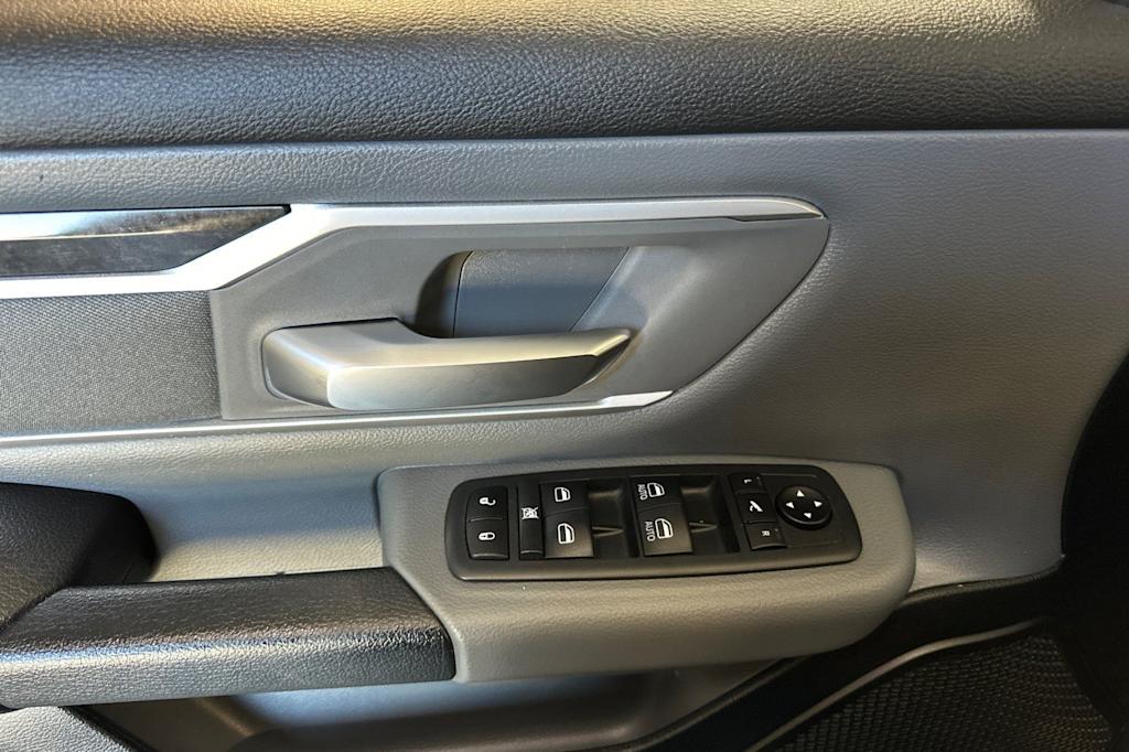Thumbnail: 2020 RAM 1500 - 21