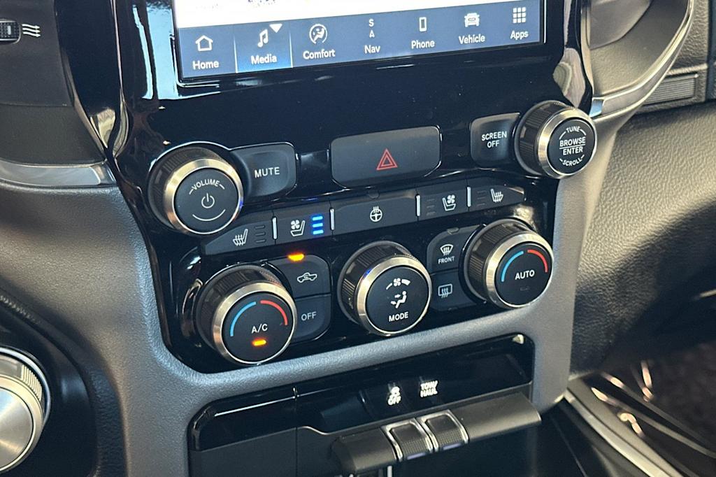 Thumbnail: 2024 RAM 1500 - 27