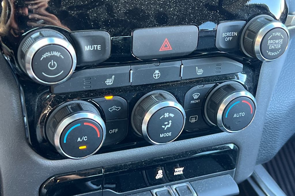 Thumbnail: 2020 RAM 1500 - 26