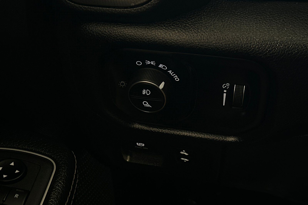 Thumbnail: 2021 RAM 1500 - 33