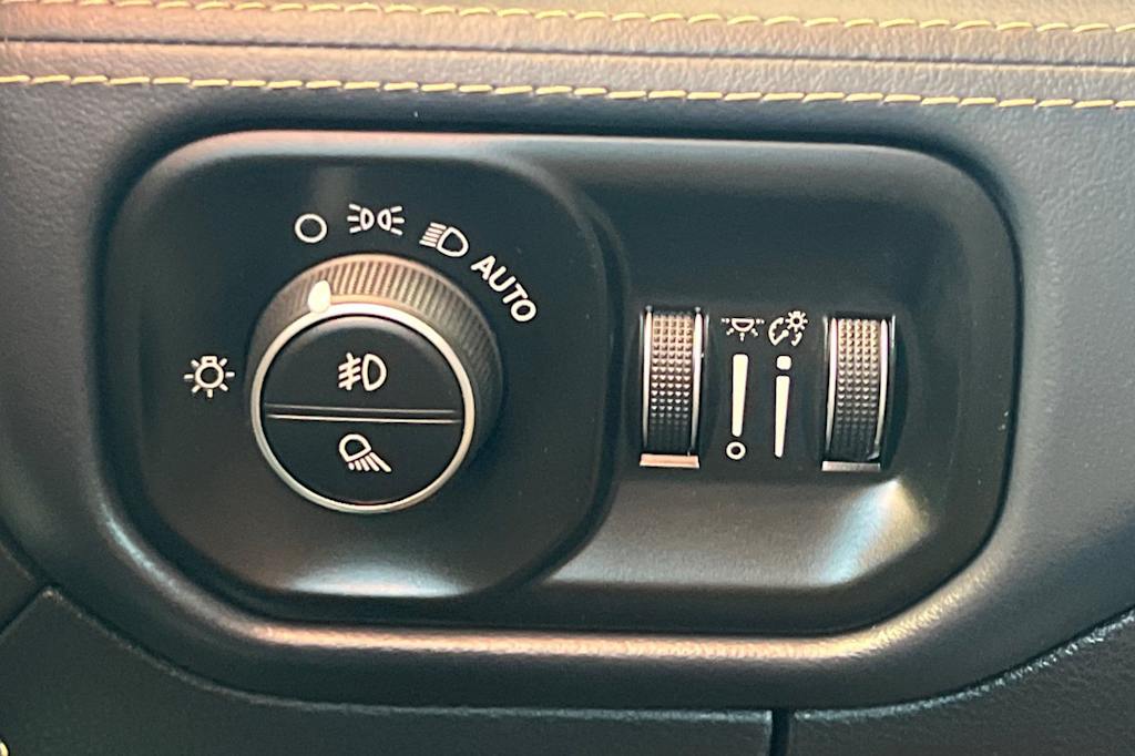 Thumbnail: 2019 RAM 1500 - 35