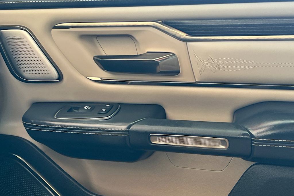 Thumbnail: 2019 RAM 1500 - 25