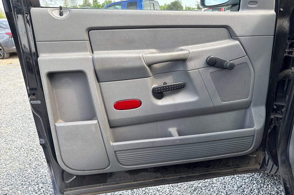Thumbnail: 2008 Dodge Ram 1500 - 21