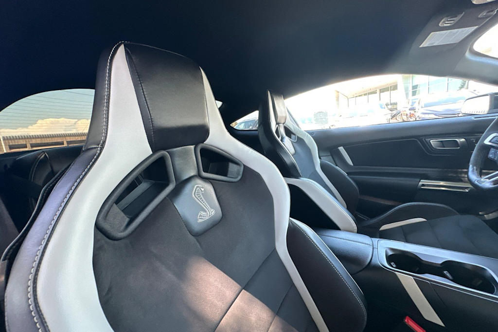 Thumbnail: 2021 Ford Mustang - 11