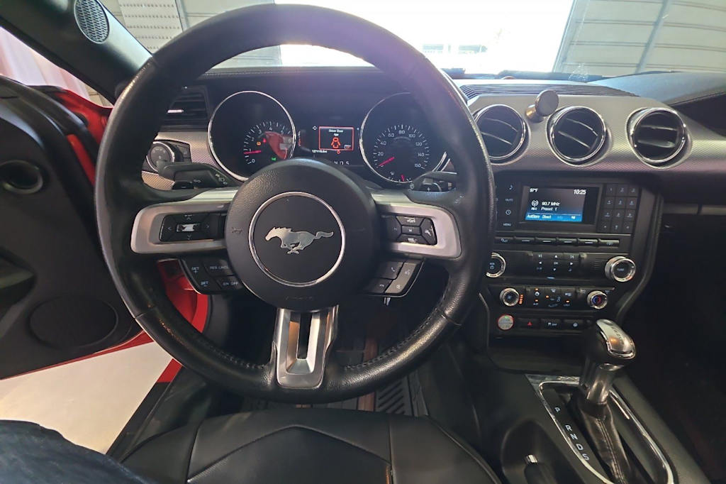 Thumbnail: 2016 Ford Mustang - 10