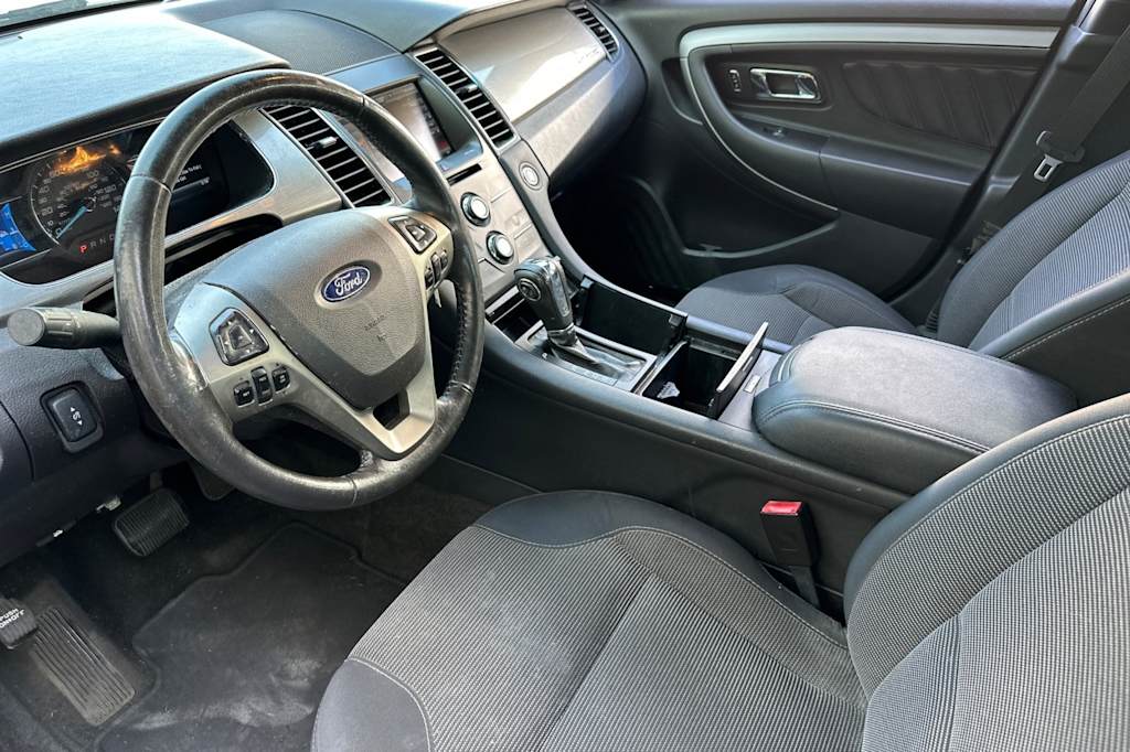 Thumbnail: 2014 Ford Taurus - 9