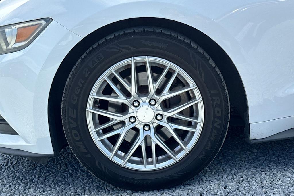 Thumbnail: 2016 Ford Mustang - 8