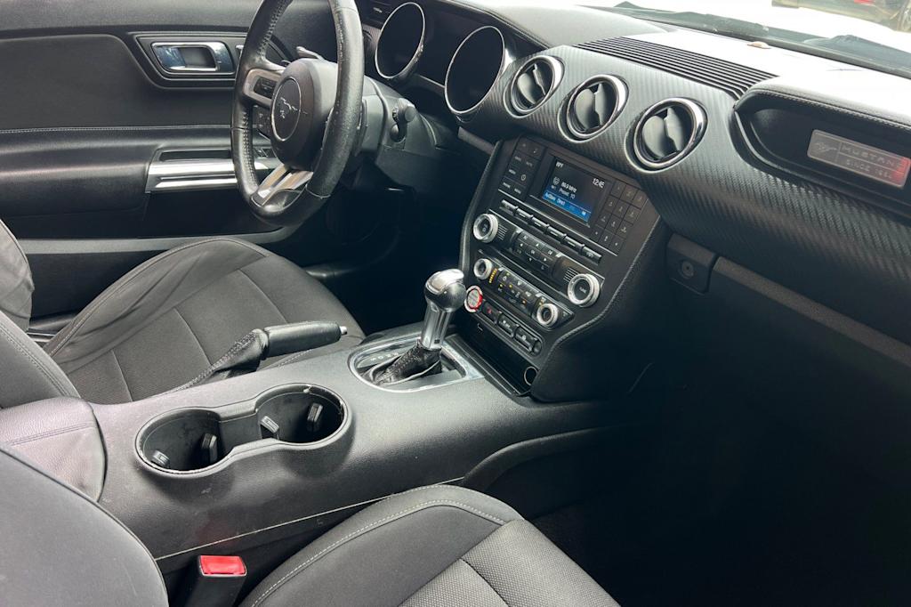 Thumbnail: 2016 Ford Mustang - 12