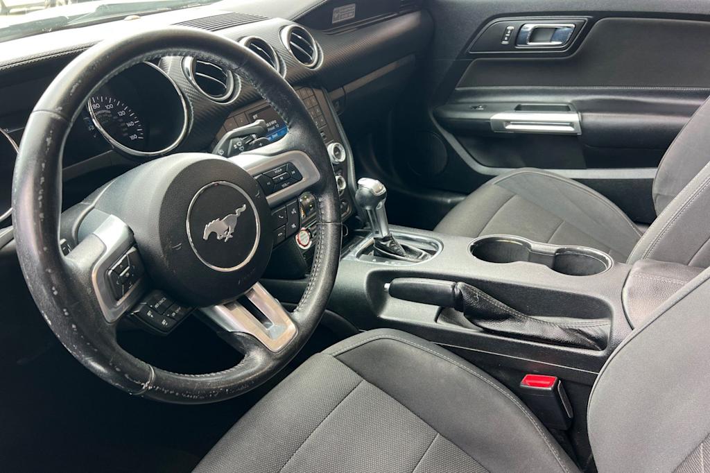 Thumbnail: 2016 Ford Mustang - 9