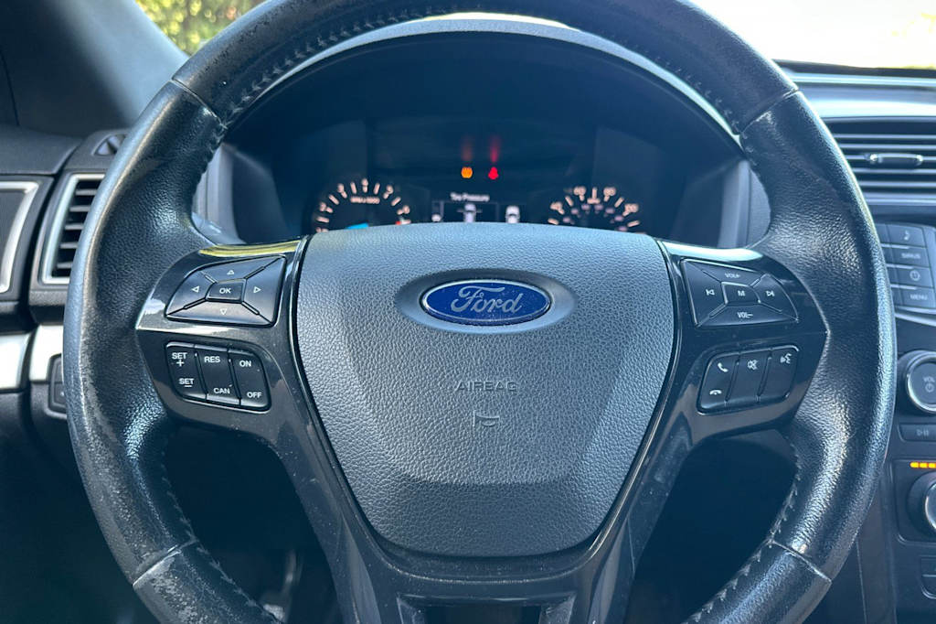 Thumbnail: 2017 Ford Explorer - 27
