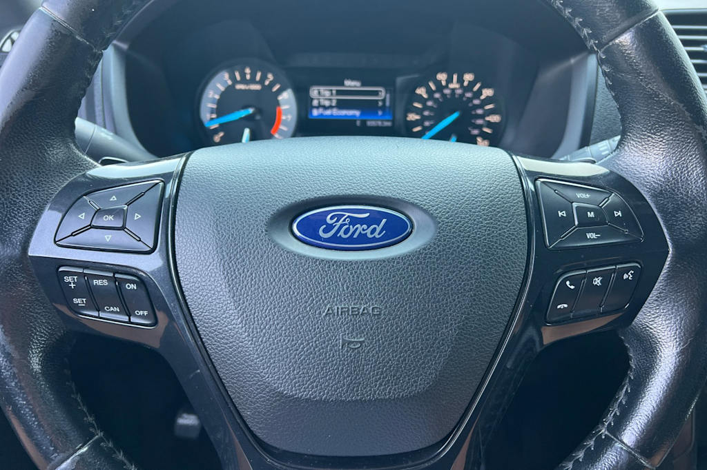 Thumbnail: 2017 Ford Explorer - 30