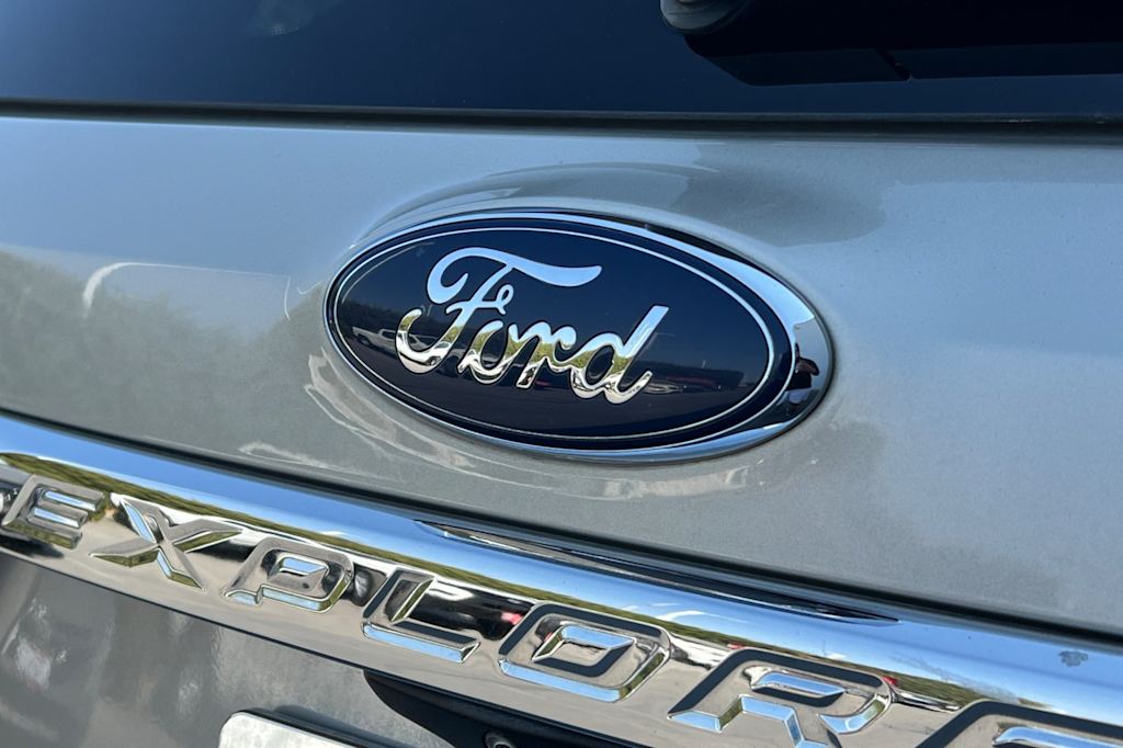Thumbnail: 2017 Ford Explorer - 25
