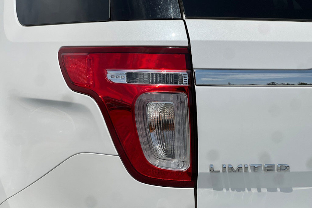 Thumbnail: 2014 Ford Explorer - 35