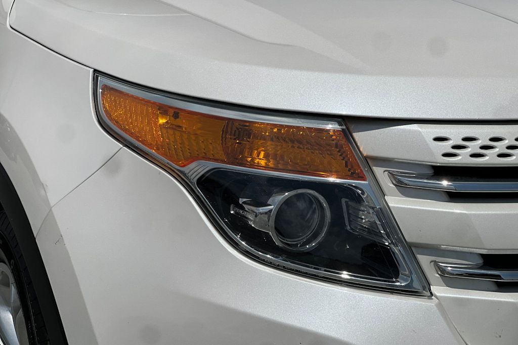 Thumbnail: 2014 Ford Explorer - 34