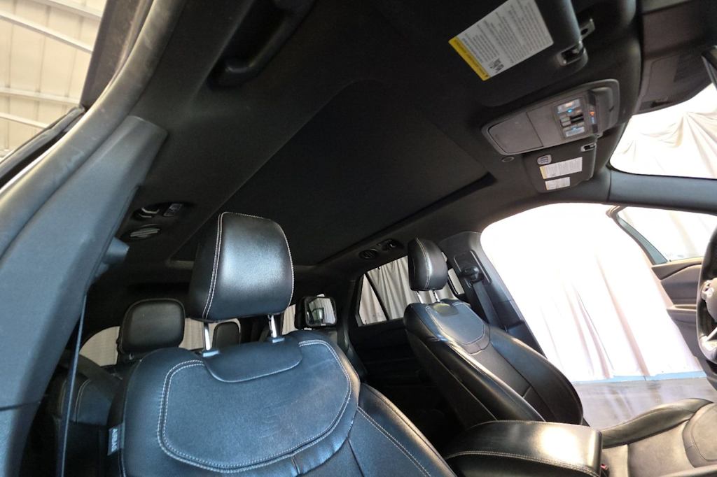 Thumbnail: 2020 Ford Explorer - 22
