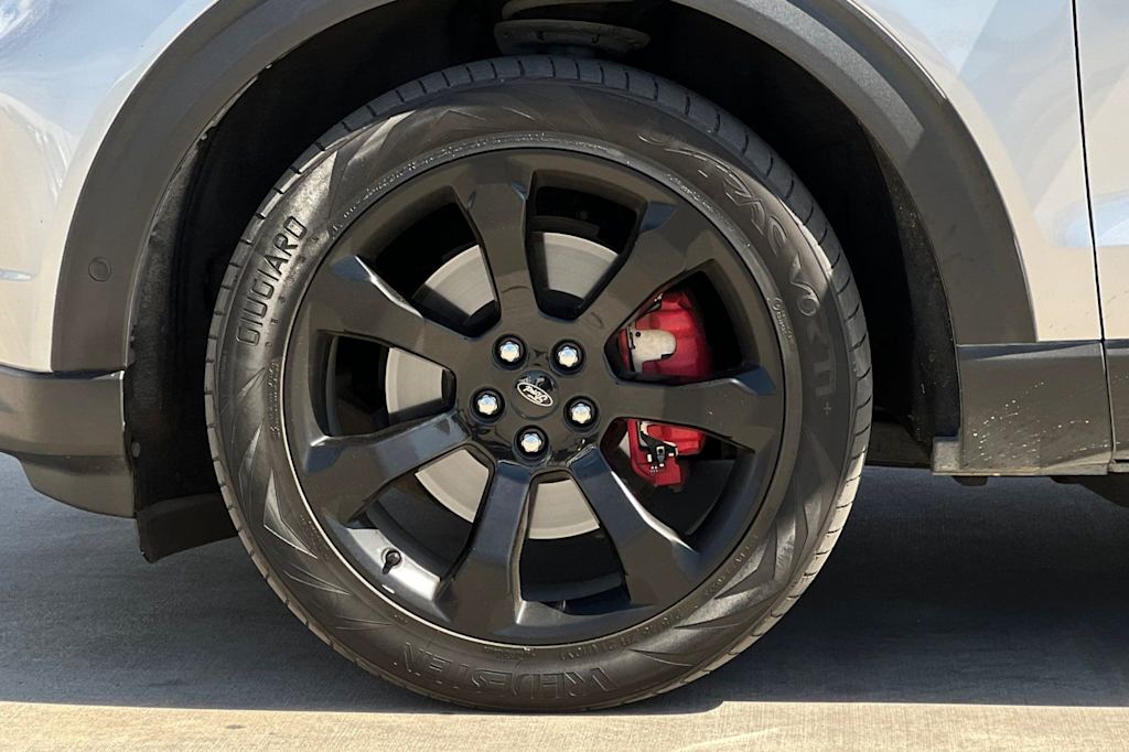 Thumbnail: 2021 Ford Explorer - 8